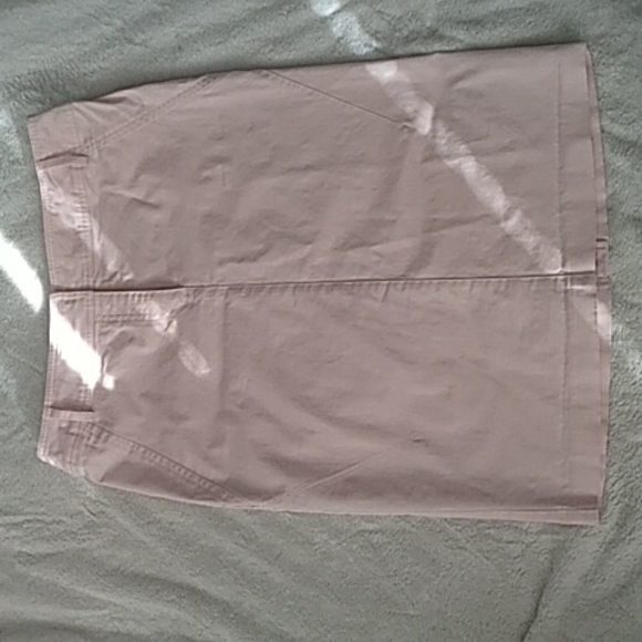 Skirt - Picture 1 of 2